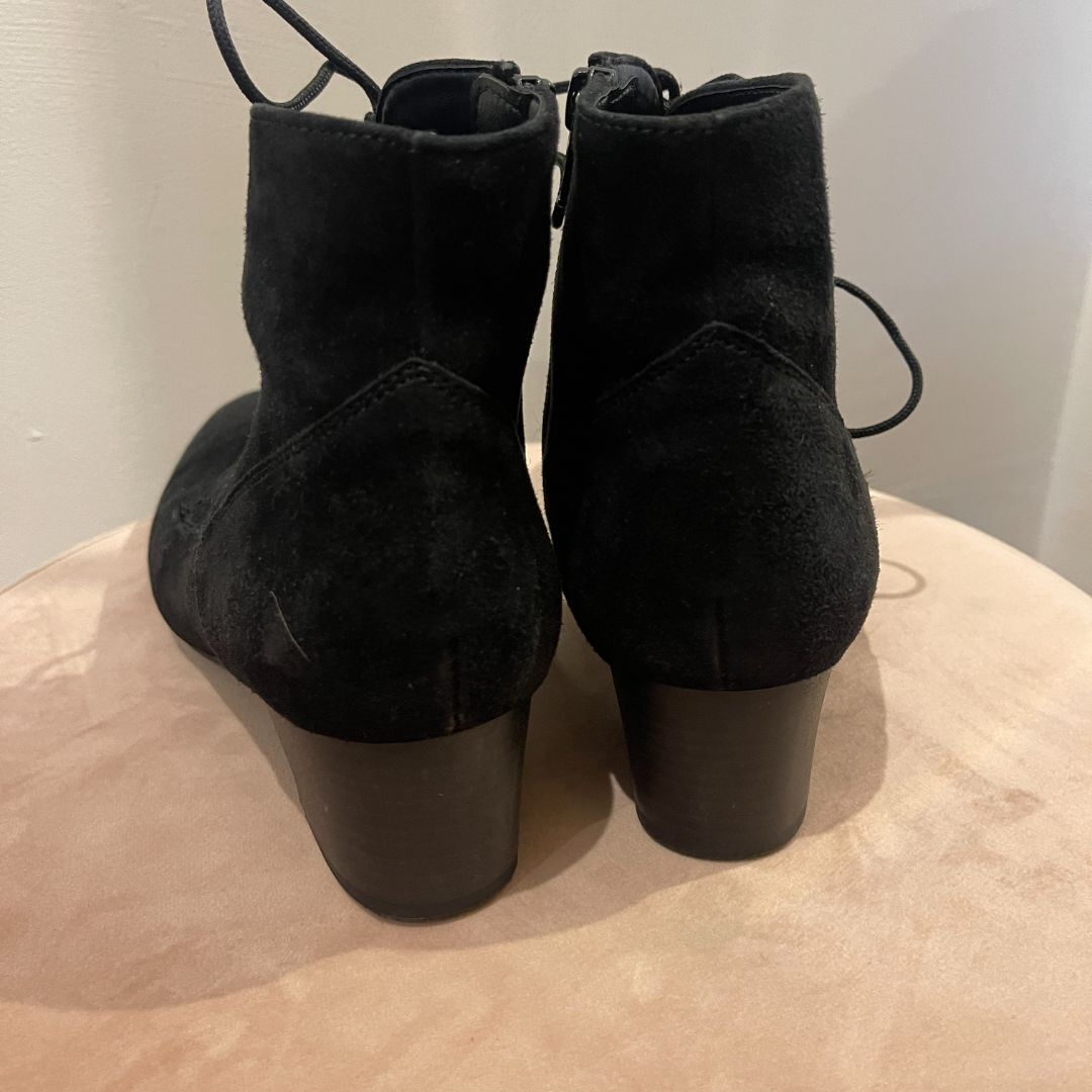 Gabor Boots 6, Gabor, Shoes, gabor-boots-6-5714, ConsignCloud, new arrivals, Shoes, Number 29 Online