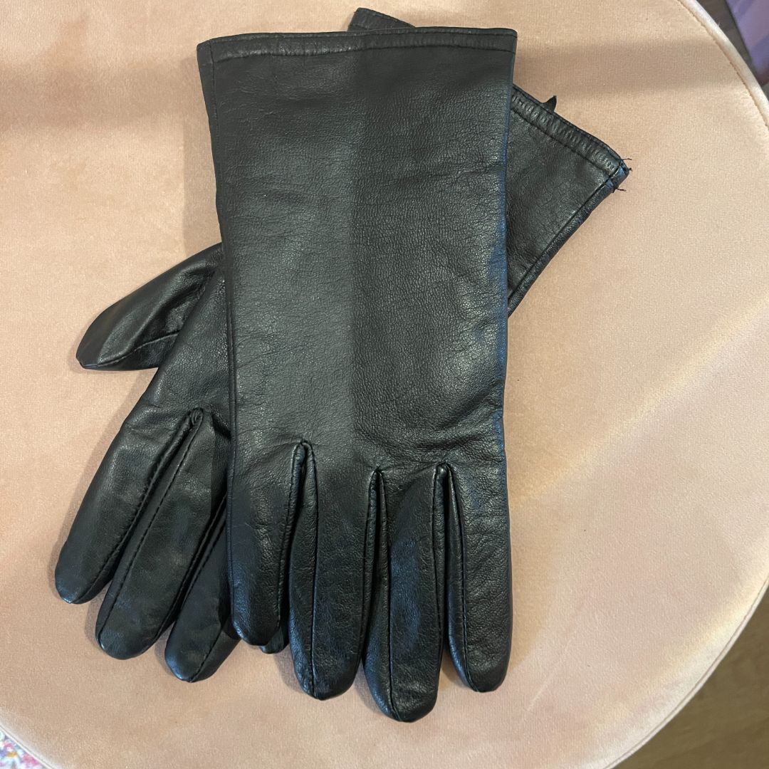 Black leather gloves, Number 29, Accessories, black-leather-gloves-2141, Accessories, ConsignCloud, New Arrivals, Number 29 Online
