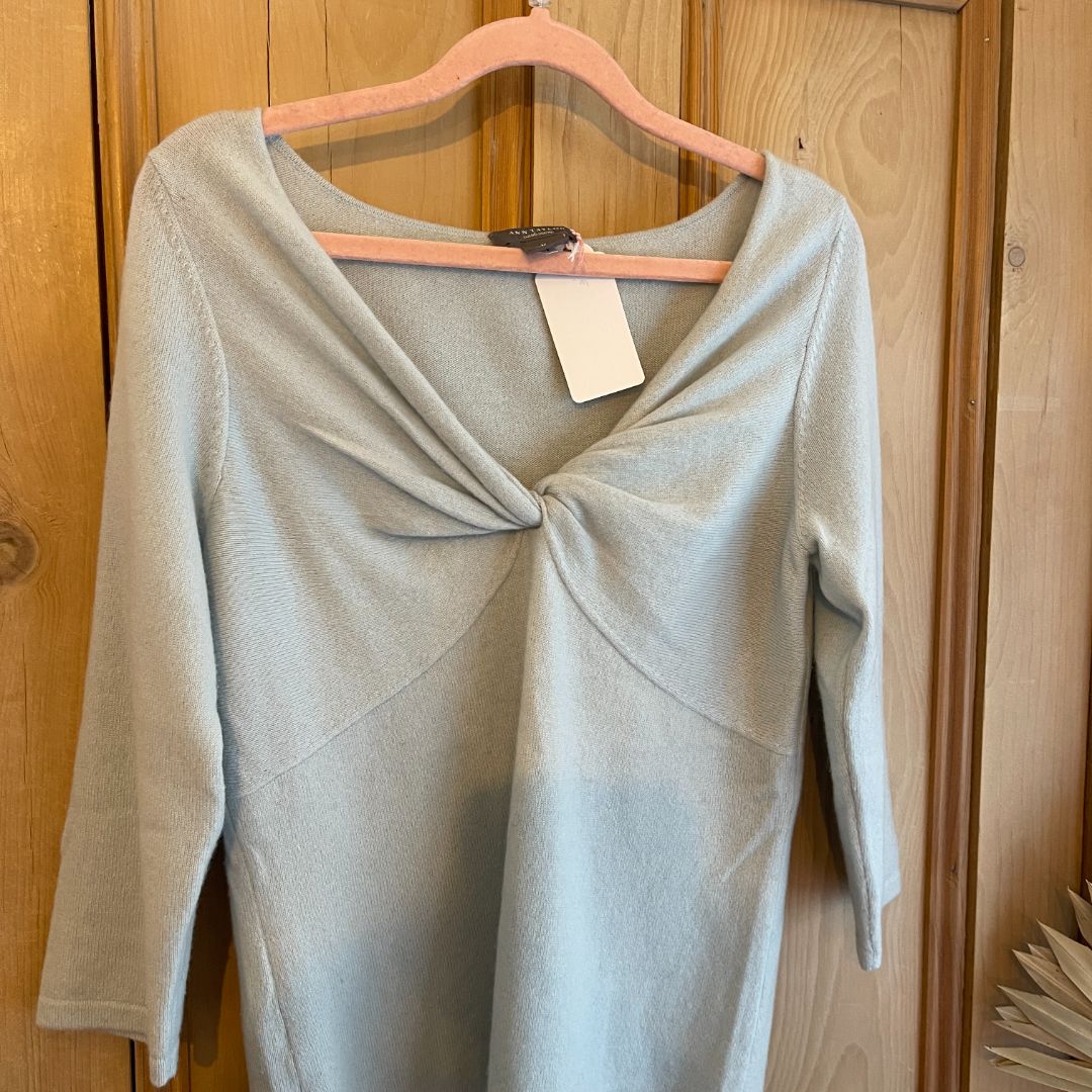 Ann Taylor cashmere m, Ann Taylor, Cashmere, ann-taylor-cashmere-m-f25c, clothing, ConsignCloud, New Arrivals, Number 29 Online