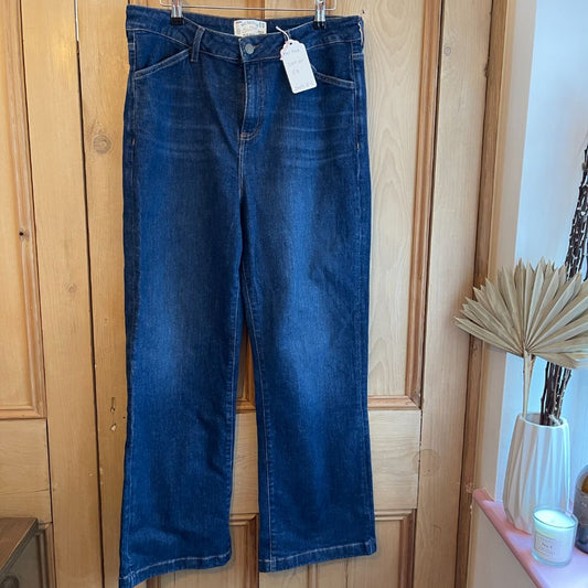 Fat Face Jeans 16, Fat Face, Jeans, fat-face-jeans-16-75cf, clothing, ConsignCloud, new arrivals, Number 29 Online