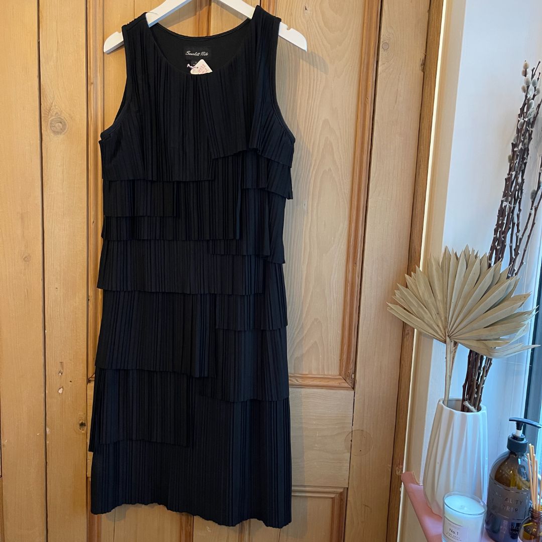 Scarlett Nite Black Layered Dress Size 8