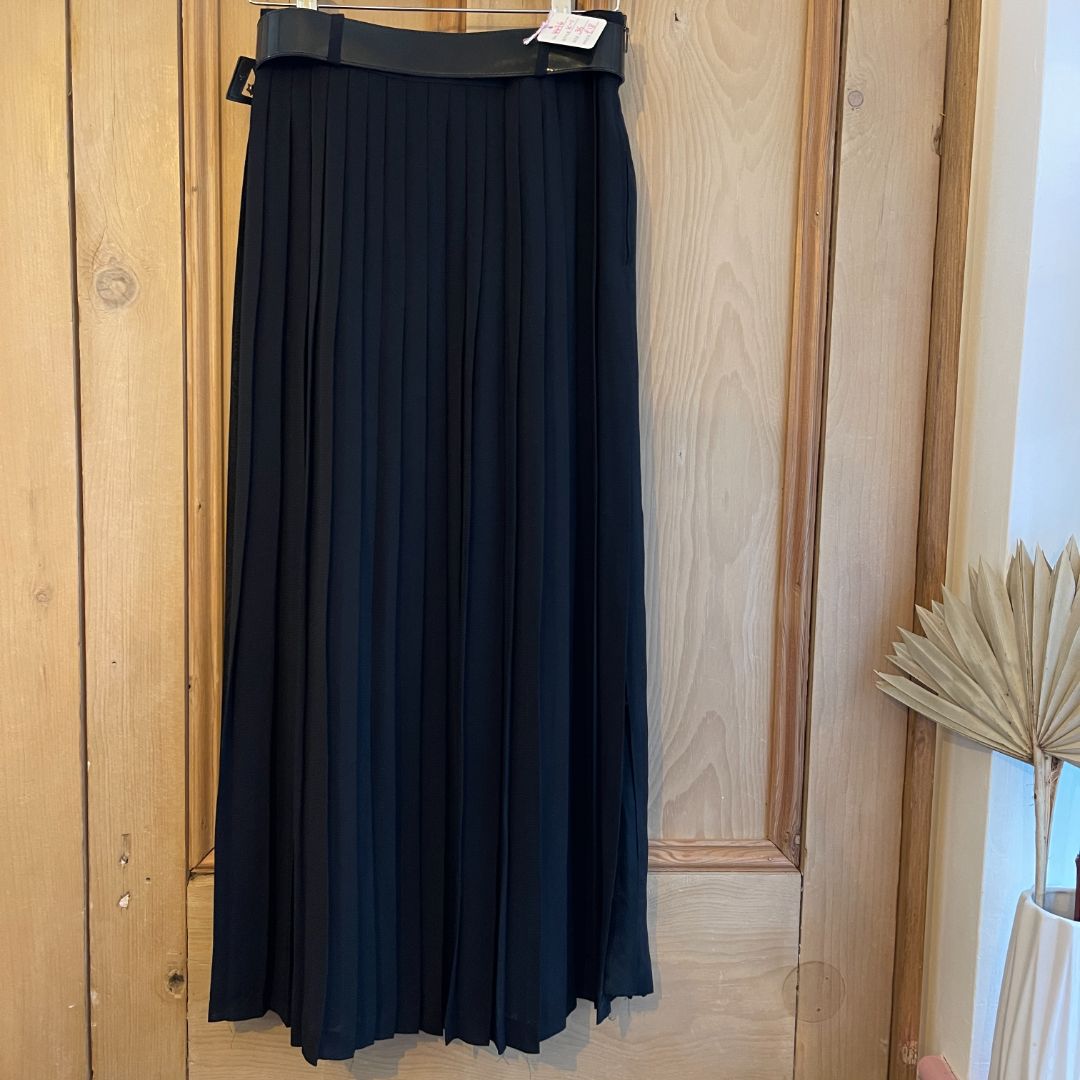 Gerry Weber Black Pleated Skirt Size 36